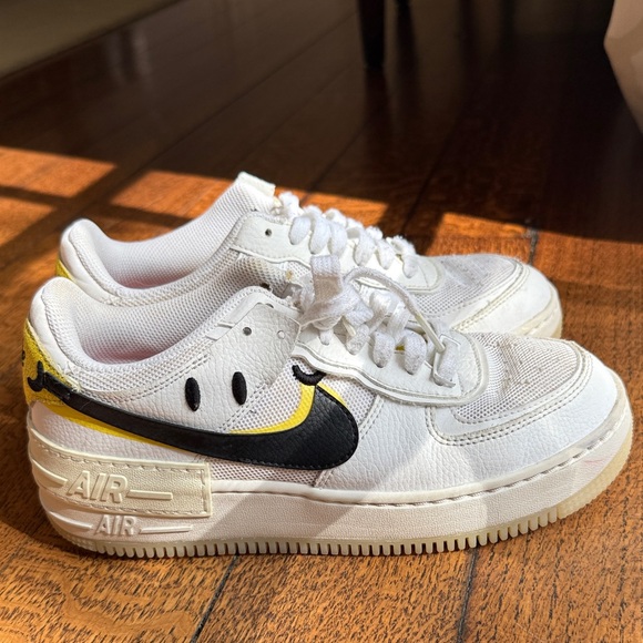 Nike Women’s Air Force 1 White and Black Sneakers with Yellow Accents - Picture 5 of 9